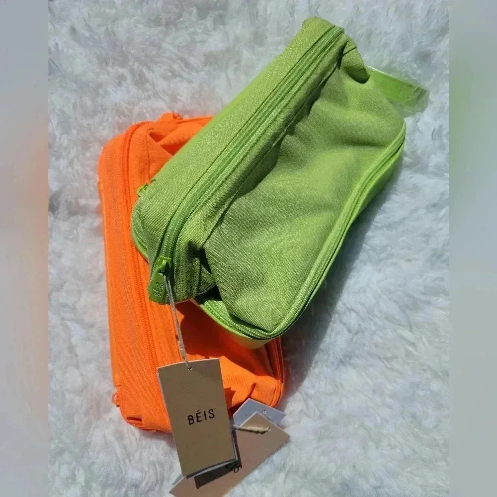 👜BEIS Dopp Kit in Citron - NWT!** 👜(Gone for Good color)